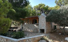 Fisherman'S House Mladen